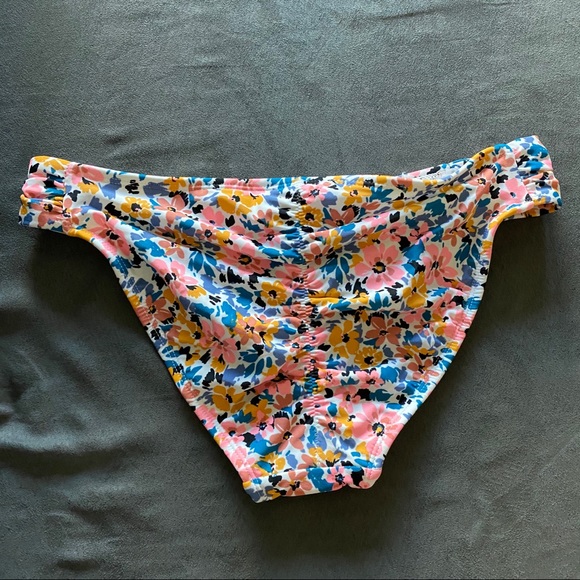 Xhilaration Junior Floral Hipster Bikini Bottom - Picture 5 of 11